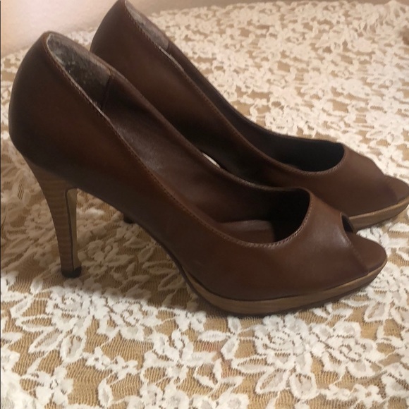 Pierre Dumas Brown Peeptoe Heels - Picture 3 of 6